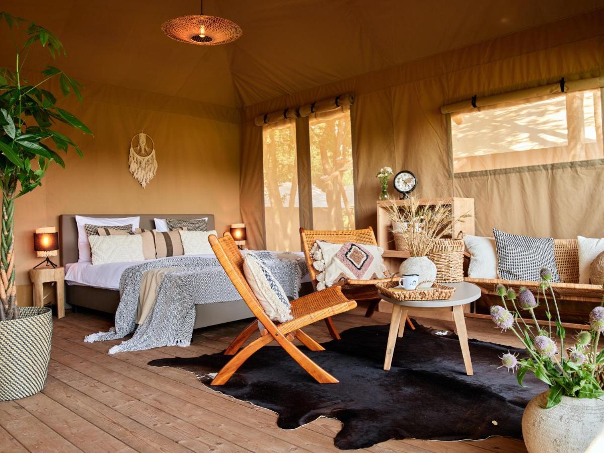 Zatoria Luxury Glamping Zator Hotel Exterior photo